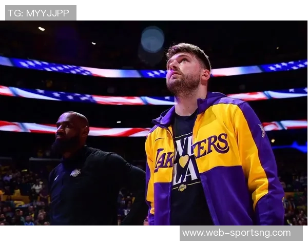 东契奇期待湖人揭幕战目标直指总冠军荣耀 东契奇期待湖人揭幕战目标直指总冠军荣耀